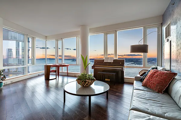 Sold by Compass | media 2