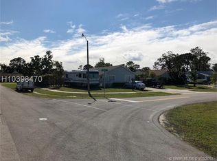6500 Cindi Ln, Greenacres, FL 33467