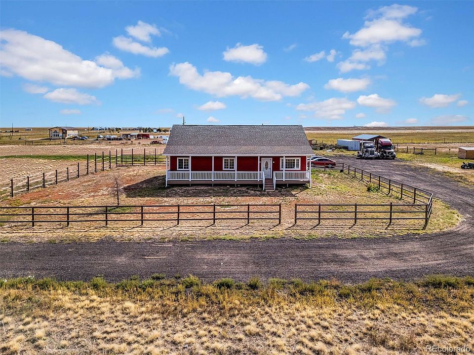 1st image of 50000 E 112th Avenue