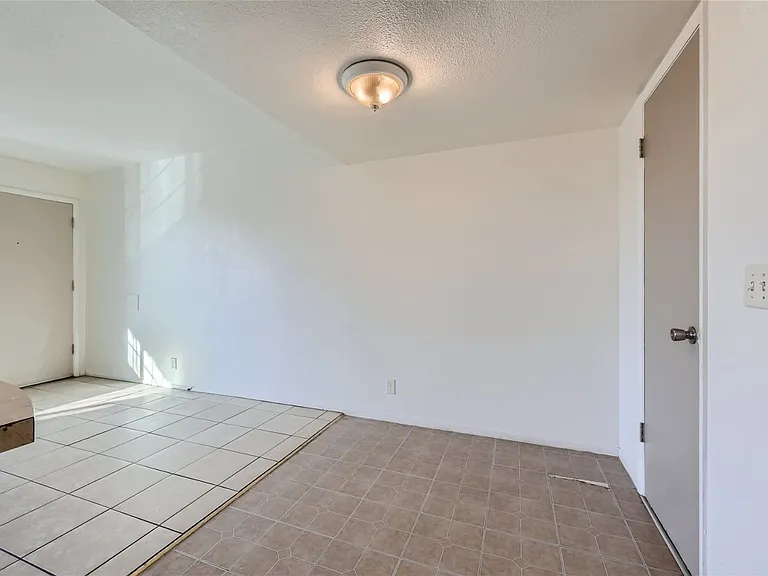 3604 Thomas Ave #4 — Photo 6