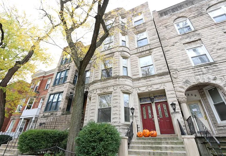 1257 W Flournoy St #4F — Photo 1