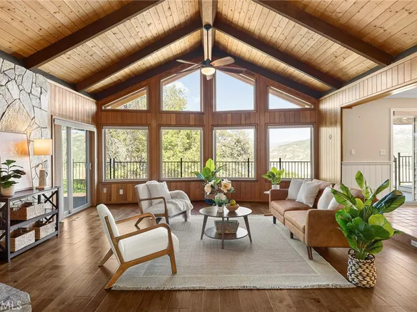 5360 Treasure Hill Dr, Oroville, CA 95966