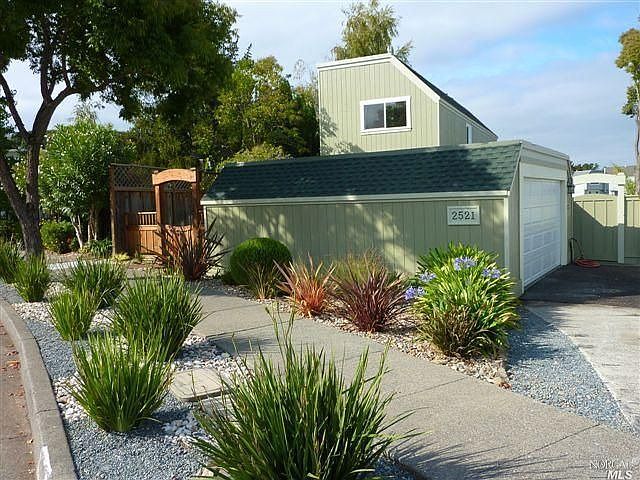 1st image of 2521 Topaz Dr