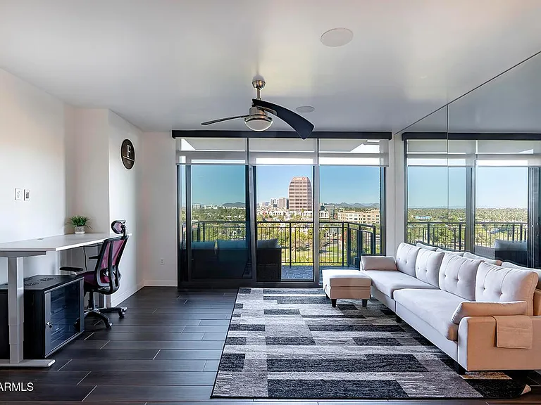 200 W Portland St #820 — Photo 14
