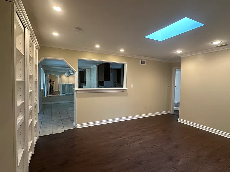 1454 El Prado Ave — Photo 9
