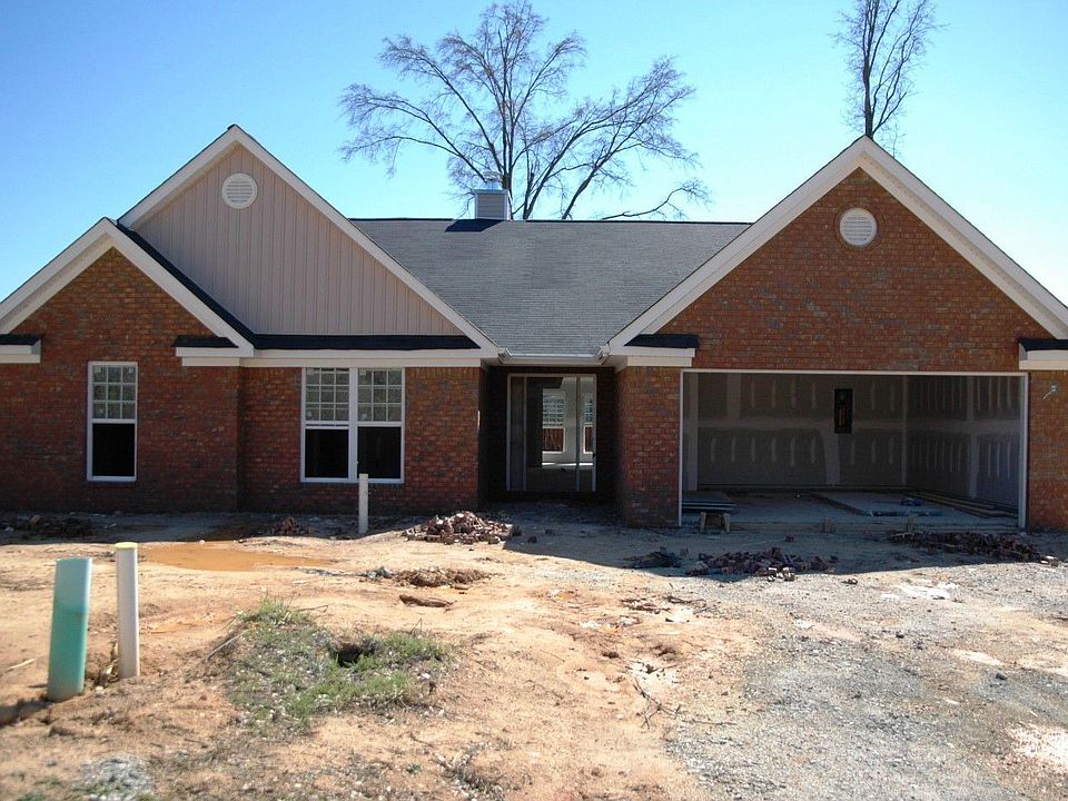 1st image of 2041 Lake Forest Dr
