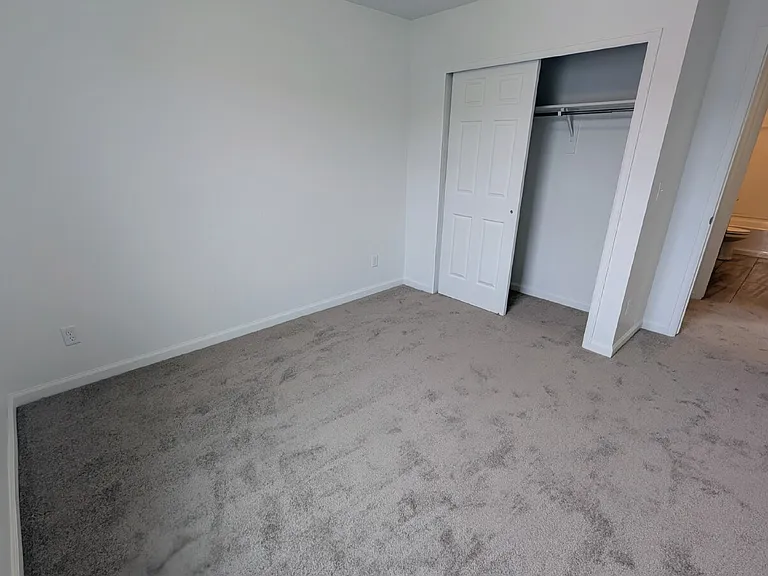 2123 N Wallflower Dr — Photo 32
