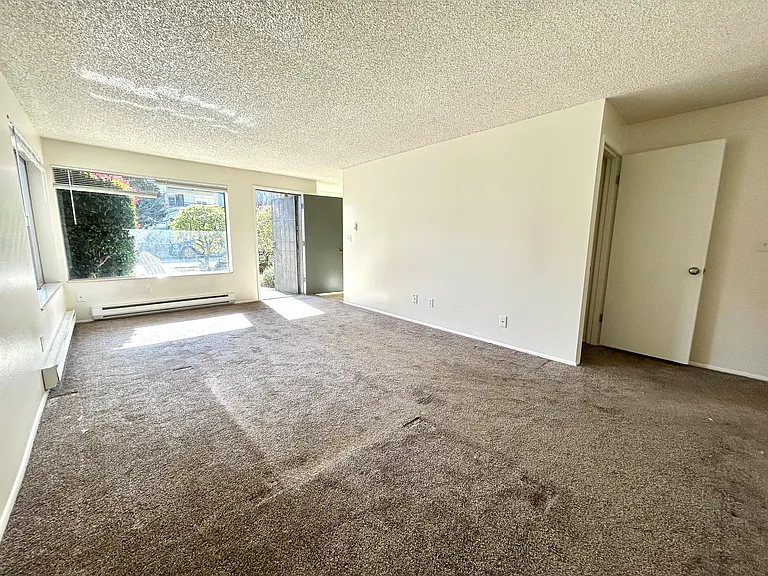 1428 NW 61st St — Photo 11