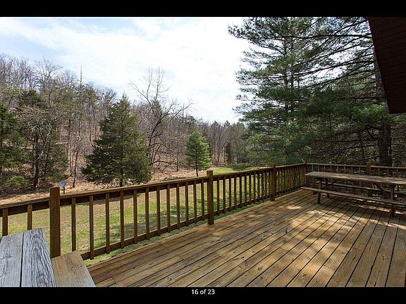 3rd image of 12900 Acorn Ln