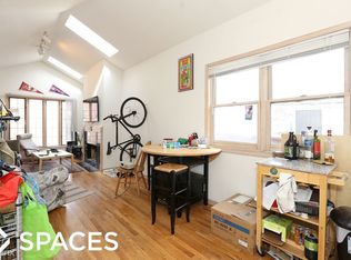 1421 W Cortez St APT 3, Chicago, IL 60642