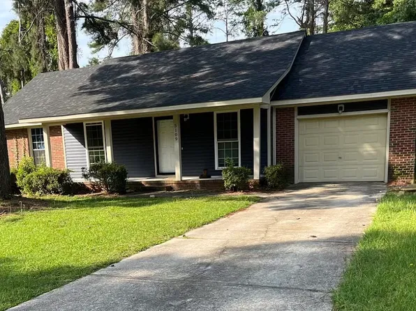 5109 Double Oaks Dr, Fayetteville, NC 28306