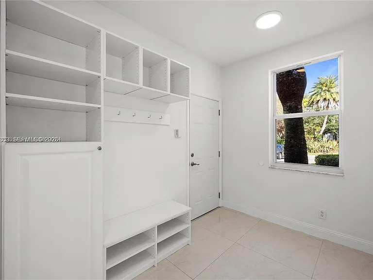 16449 SW 84th Pl — Photo 47