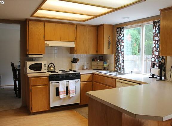 5th image of 14807 NE 87th St