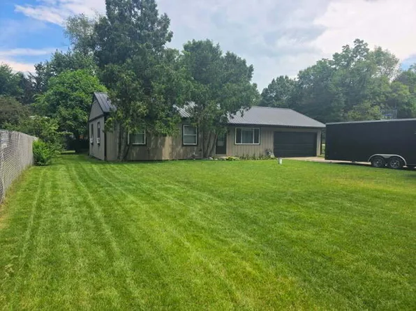 299 Pinetree Ln, Battle Creek, MI 49017