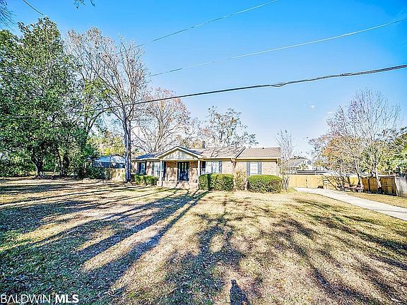5th image of 3760 Le Blanc Dr