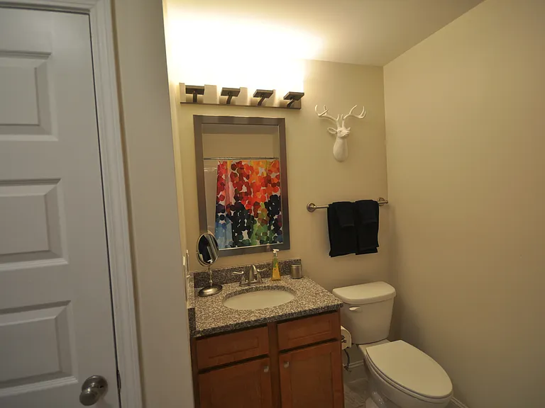 Glenbrook East and West — Photo 14