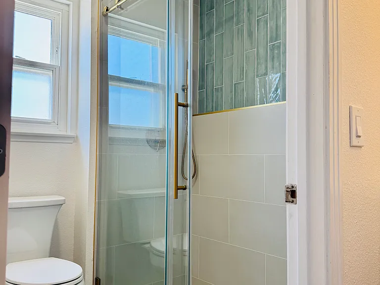 2744 Hornblend St #1 — Photo 9