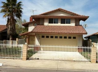 124 Oaktree Dr, Perris, CA 92571