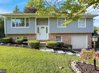 624 Whitney Ave, Reading, PA 19605