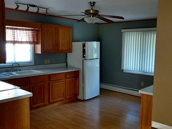 4th image of 4021 E Michigan Ave