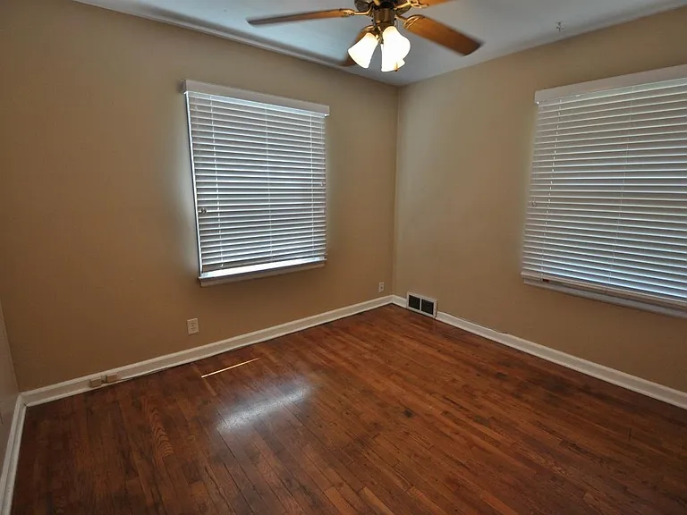 3259 Potter St — Photo 12