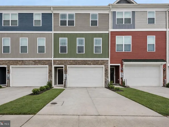 7826 Wolf Run Ln, Severn, MD 21144