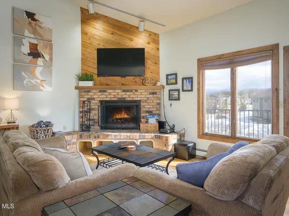 242 GCR 832, Fraser, CO 80442