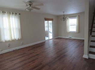 406 McArthur Dr, Rockville, MD