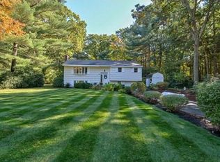 10 Longmeadow Dr, Canton, MA 02021