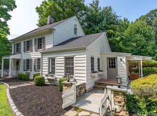 40 Goose Hill Rd, Cold Spring Harbor, NY 11724