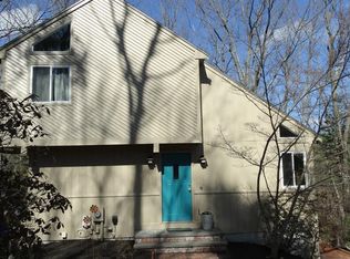 7 Castle Hill Rd, Hopkinton, MA 01748