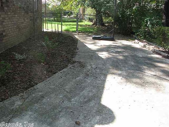 4th image of 33 Dalewood Dr