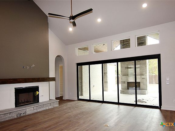 4th image of 2210 Iron Branch Rd