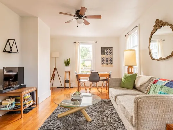 822 NE Mason St, Portland, OR 97211