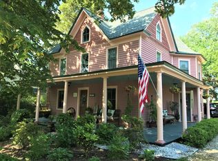 14374 Calvert St, Solomons, MD 20688