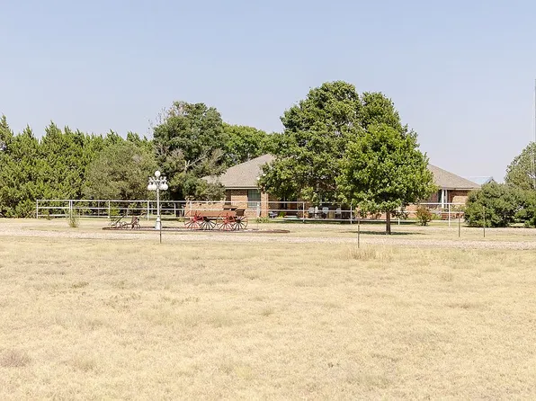 1271 Curry Rd #G, Clovis, NM 88101