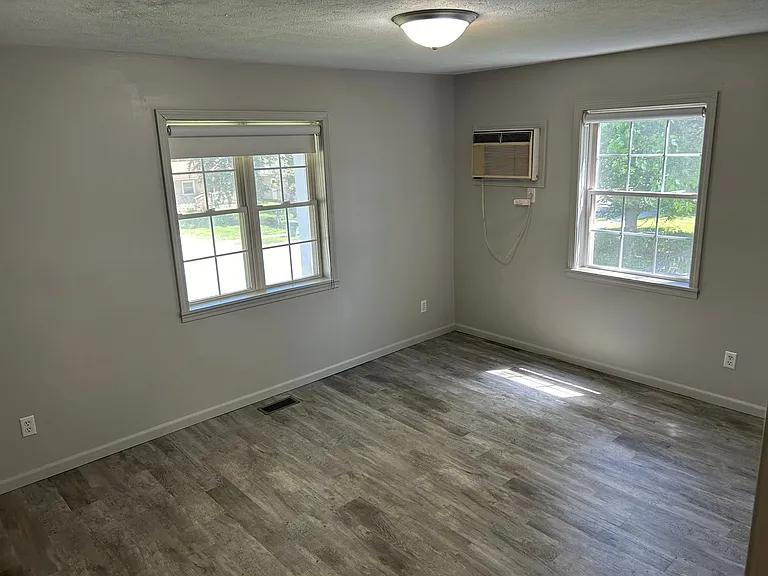 1413 W University Ave #3 — Photo 7