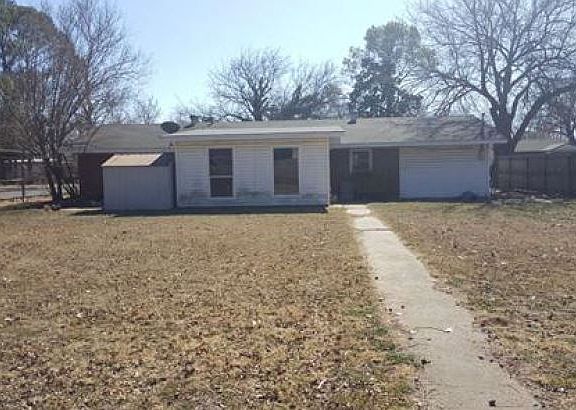 2nd image of 603 Meadow Dr