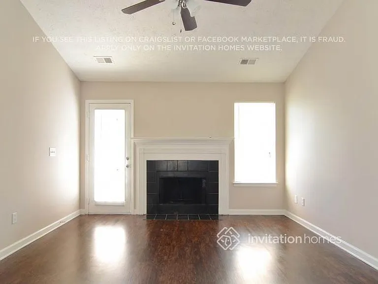 130 Mountainview Dr — Photo 3