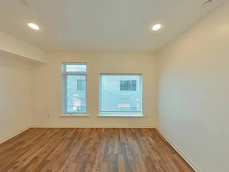 6619 Ridge Avenue — Photo 21