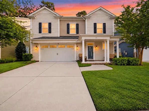 4265 Kenton Ln, Virginia Beach, VA 23456