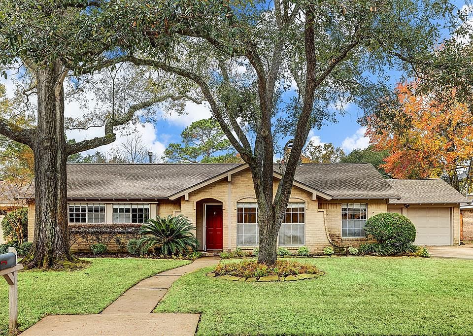 1st image of 2631 Rosefield Dr