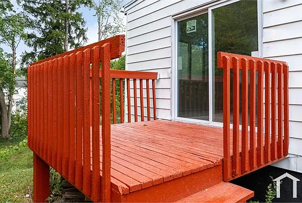 1114 Roslyn Ave — Photo 27