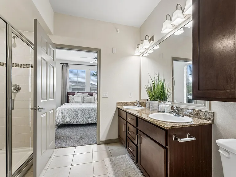 Aria Victoria Apartments — Photo 17