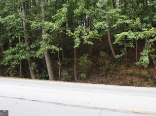 433 N Deshong Rd, Stone Mountain, GA 30087