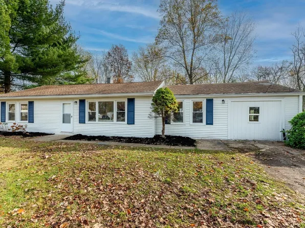 3972 Pharo Dr, Cincinnati, OH 45245