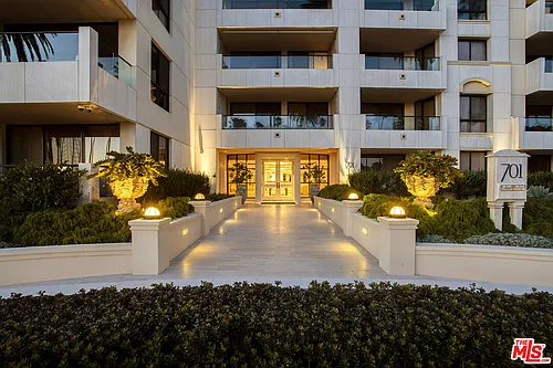 701 Ocean Ave Photo 1