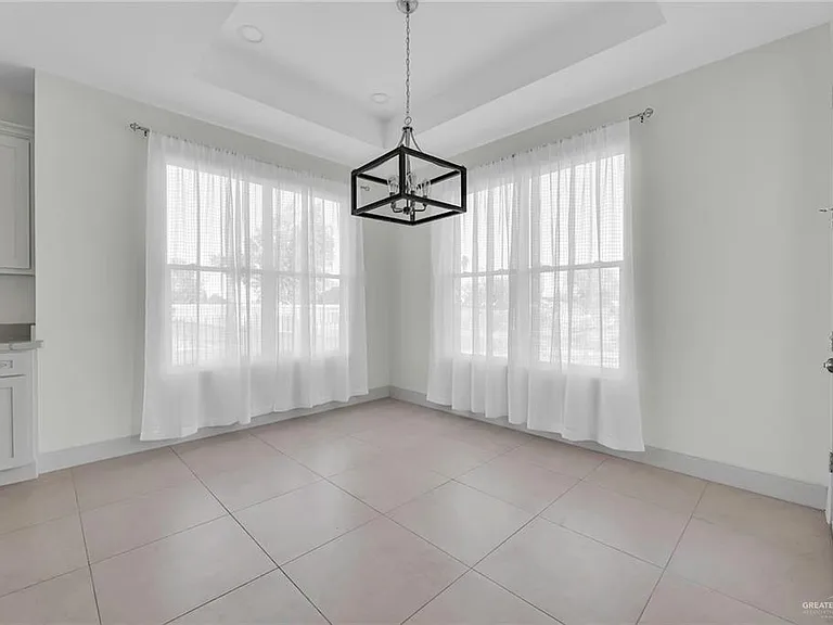 1202 S Linda St — Photo 7