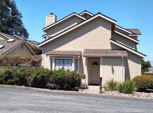 1016 Olympic Ln, Seaside, CA