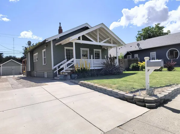 912 Court St, Prosser, WA 99350
